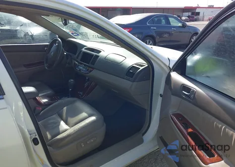 2006 Toyota Camry Xle V6 from USA, damaged, VIN 4T1BF30K76U624885